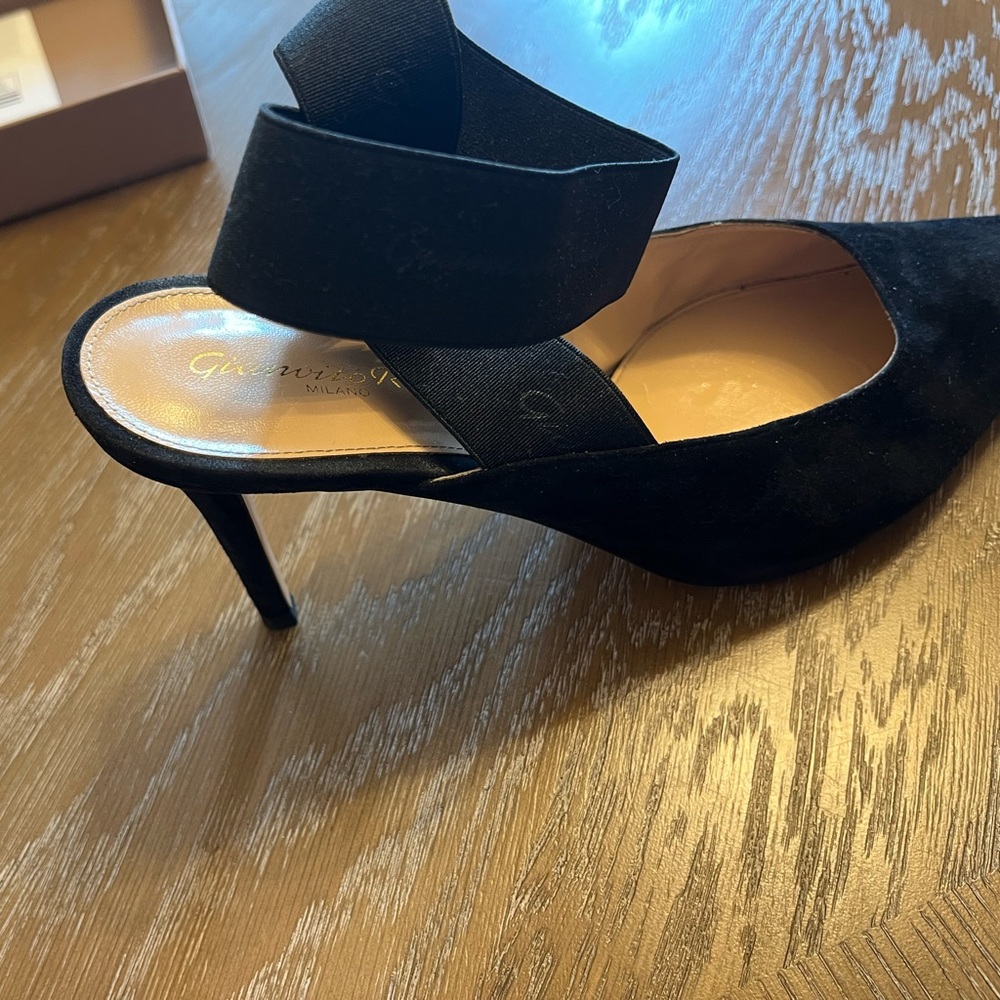 GIANVITO ROSSI ANKLE WRAP HEELS - Picture 6 of 9